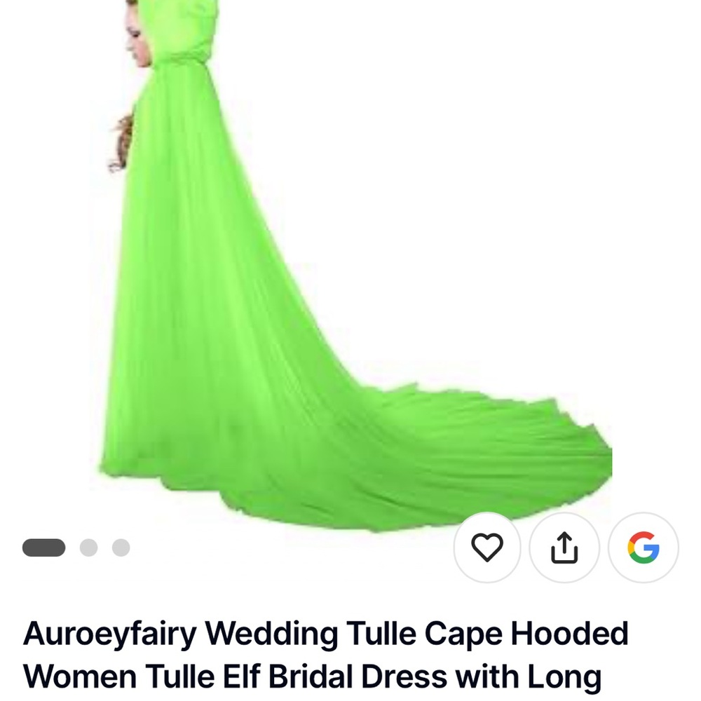 Hooded cape